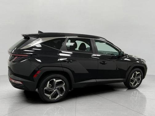 Black 2023 Hyundai TUCSON SEL