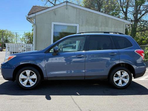 Marine Blue Pearl 2014 Subaru Forester 2.5i Premium