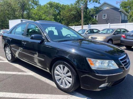 2010 Hyundai SONATA Limited
