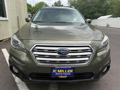 Wilderness Green Metallic 2015 Subaru Outback 2.5i Premium