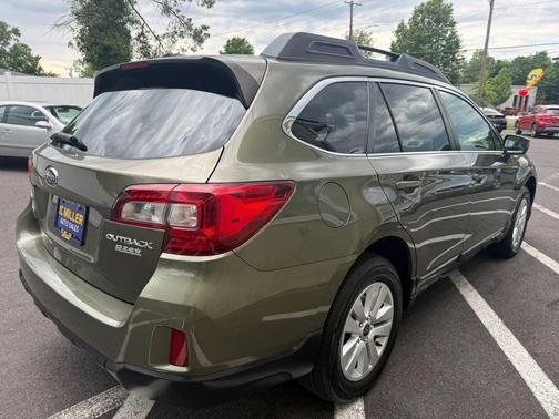 Wilderness Green Metallic 2015 Subaru Outback 2.5i Premium