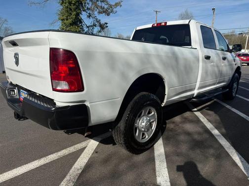 2018 RAM 2500 Tradesman Crew Cab 4x4 8' Box