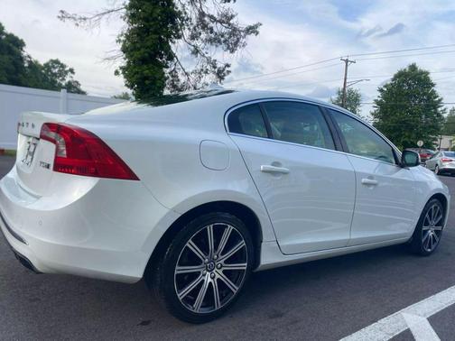 2016 Volvo S60 Inscription T5 Premier