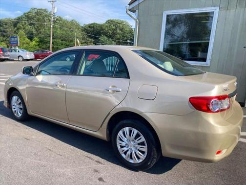 2011 Toyota Corolla LE