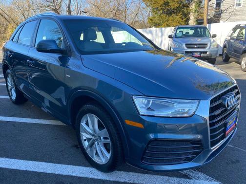 2018 Audi Q3 Premium Sport Utility 4D