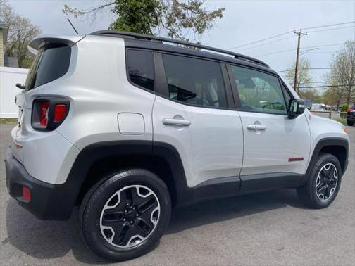 2017 Jeep Renegade Trailhawk