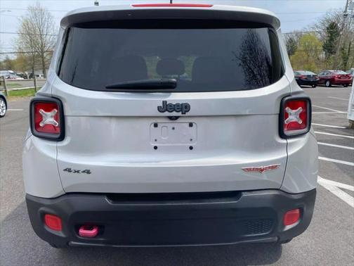 2017 Jeep Renegade Trailhawk