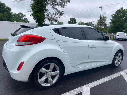 2014 Hyundai Veloster Base