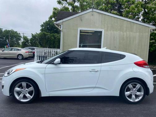 2014 Hyundai Veloster Base