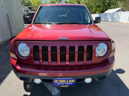 Burgundy 2016 Jeep Patriot Sport