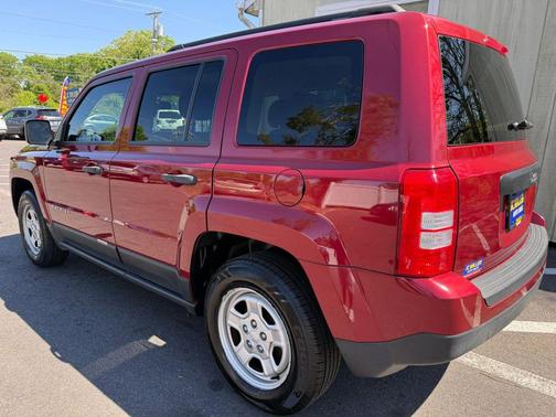 Burgundy 2016 Jeep Patriot Sport