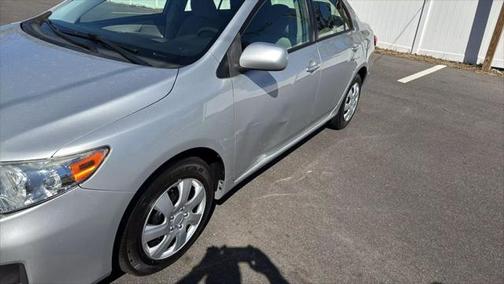 2011 Toyota Corolla LE