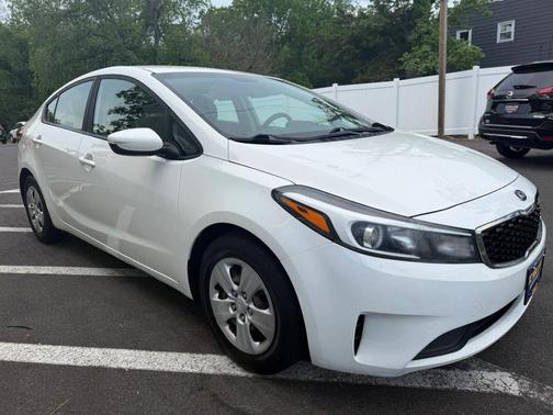 Clear White 2017 Kia Forte LX
