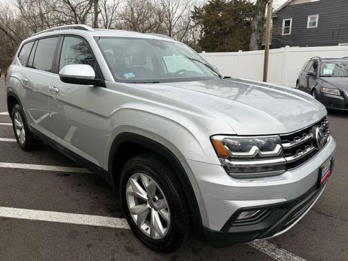 2018 Volkswagen Atlas SE 4Motion w/Tech Pkg Sport Utility 4D