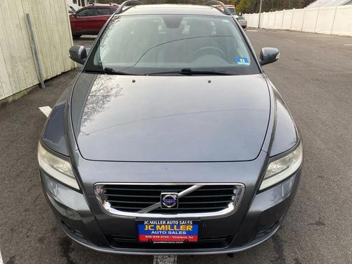 2008 Volvo V50 2.4i Sport Wagon 4D