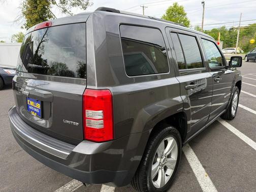 Deep Cherry Red Crystal Pearlcoat 2014 Jeep Patriot Sport
