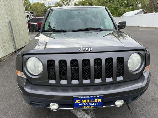 Deep Cherry Red Crystal Pearlcoat 2014 Jeep Patriot Sport