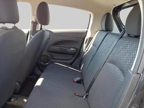 2015 Mitsubishi Mirage DE