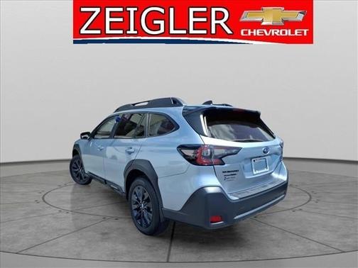 Ice Silver Metallic 2025 Subaru Outback Onyx Edition
