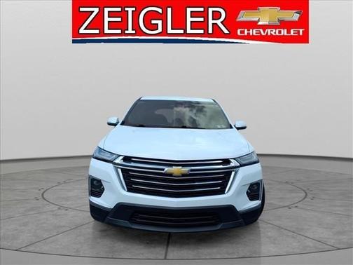 Summit White 2022 Chevrolet Traverse LT Cloth