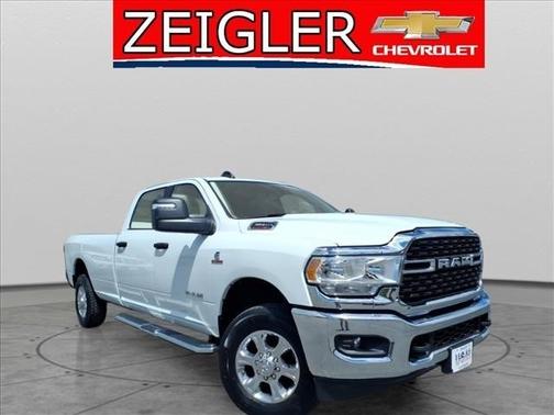 Bright White Clearcoat 2024 RAM 3500 Big Horn