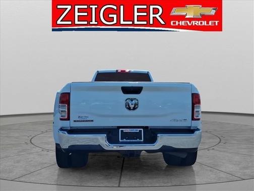 Bright White Clearcoat 2024 RAM 3500 Big Horn