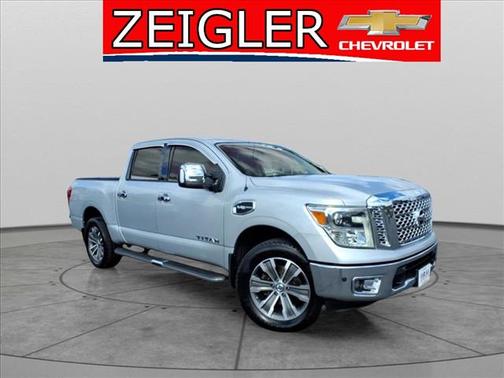 2017 Nissan Titan SL
