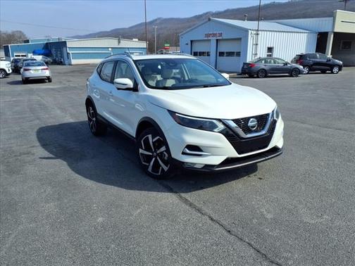 2022 Nissan Rogue Sport SL