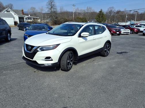 2022 Nissan Rogue Sport SL