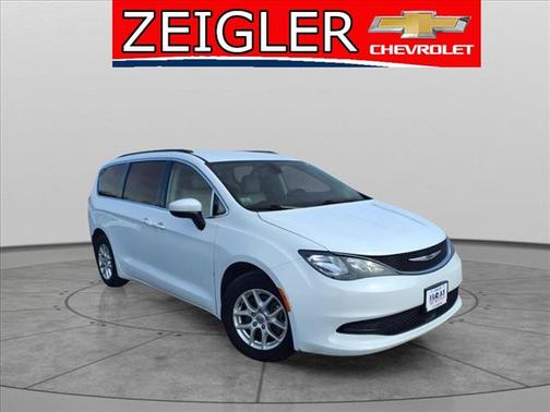 2021 Chrysler Voyager LXI