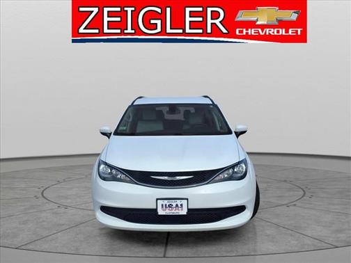 2021 Chrysler Voyager LXI