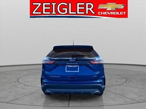 Atlas Blue Metallic 2022 Ford Edge Titanium