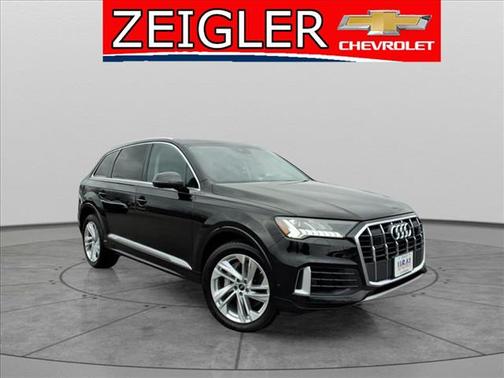 2023 Audi Q7 55 Premium Plus