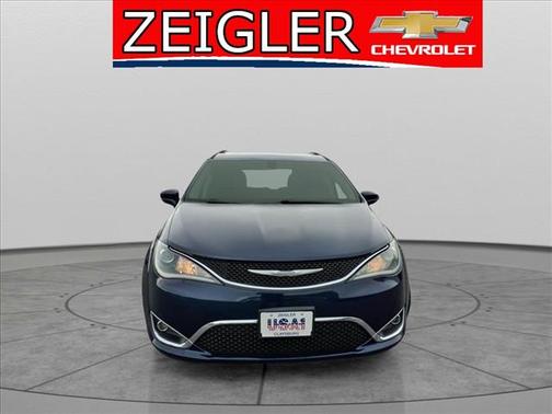 2018 Chrysler Pacifica Touring-L