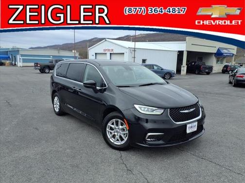 2023 Chrysler Pacifica Touring-L