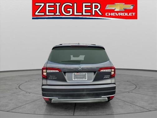 2020 Honda Pilot Touring 8-Passenger