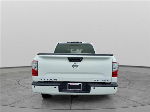 2017 Nissan Titan SV