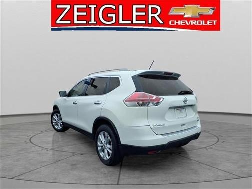 Moonlight White 2014 Nissan Rogue SV