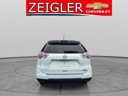 Moonlight White 2014 Nissan Rogue SV