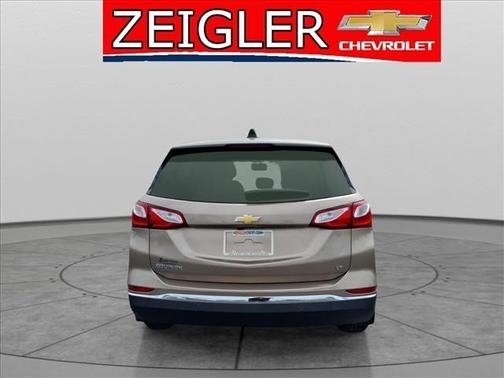 Sandy Ridge Metallic 2019 Chevrolet Equinox 2LT
