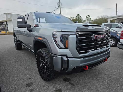 2024 GMC Sierra 2500 AT4