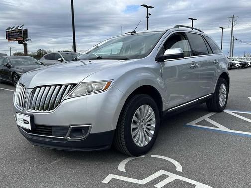 2012 Lincoln MKX Base