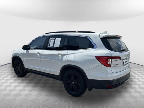 Platinum White Pearl 2021 Honda Pilot 2WD Special Edition
