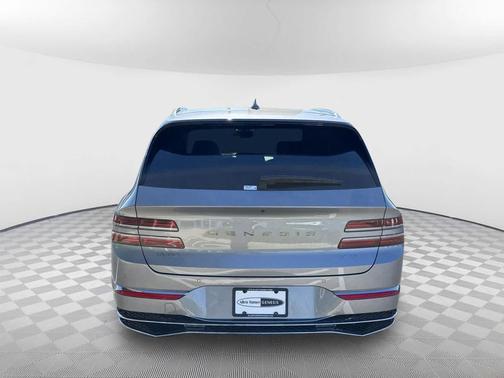 2025 Genesis GV80 2.5T