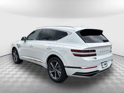 Uyuni White 2026 Genesis GV80 3.5T