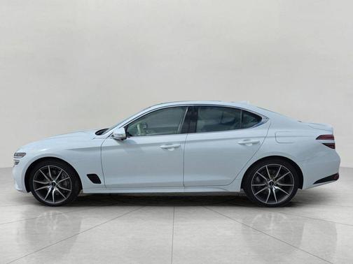 Alta White 2026 Genesis G70 2.5T RWD Prestige
