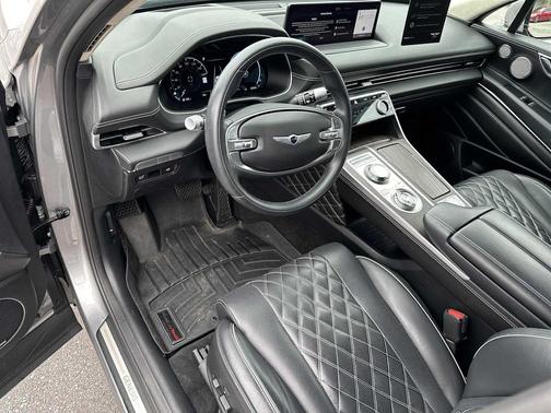 Savile Silver 2023 Genesis GV80 3.5T