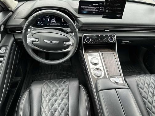 Savile Silver 2023 Genesis GV80 3.5T