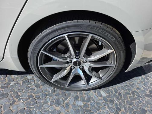 2026 Genesis G70 2.5T AWD Prestige