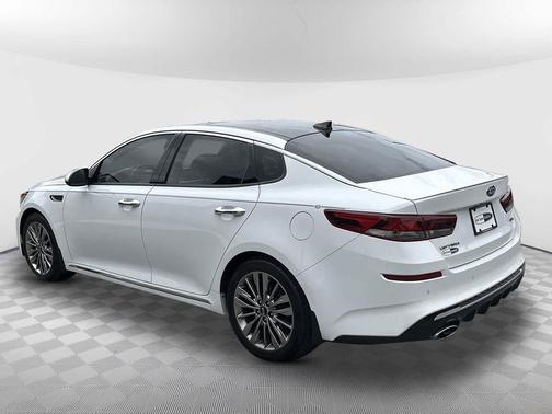 Snow White Pearl 2019 Kia Optima SX Turbo